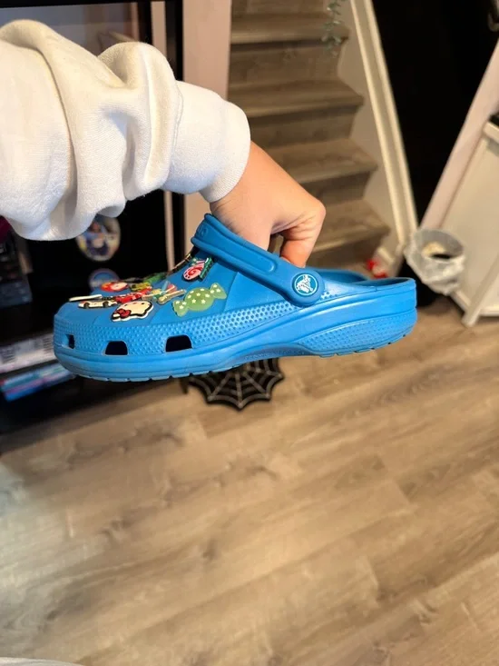 CROCS Bright Blue Kids Clogs with Character Charms - Picture 4 of 5